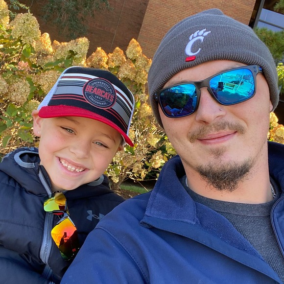 Meet your Posher, Mark - Picture 1 of 1